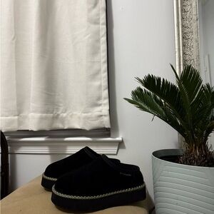 BearPaw Black Slippers with Cream Trim